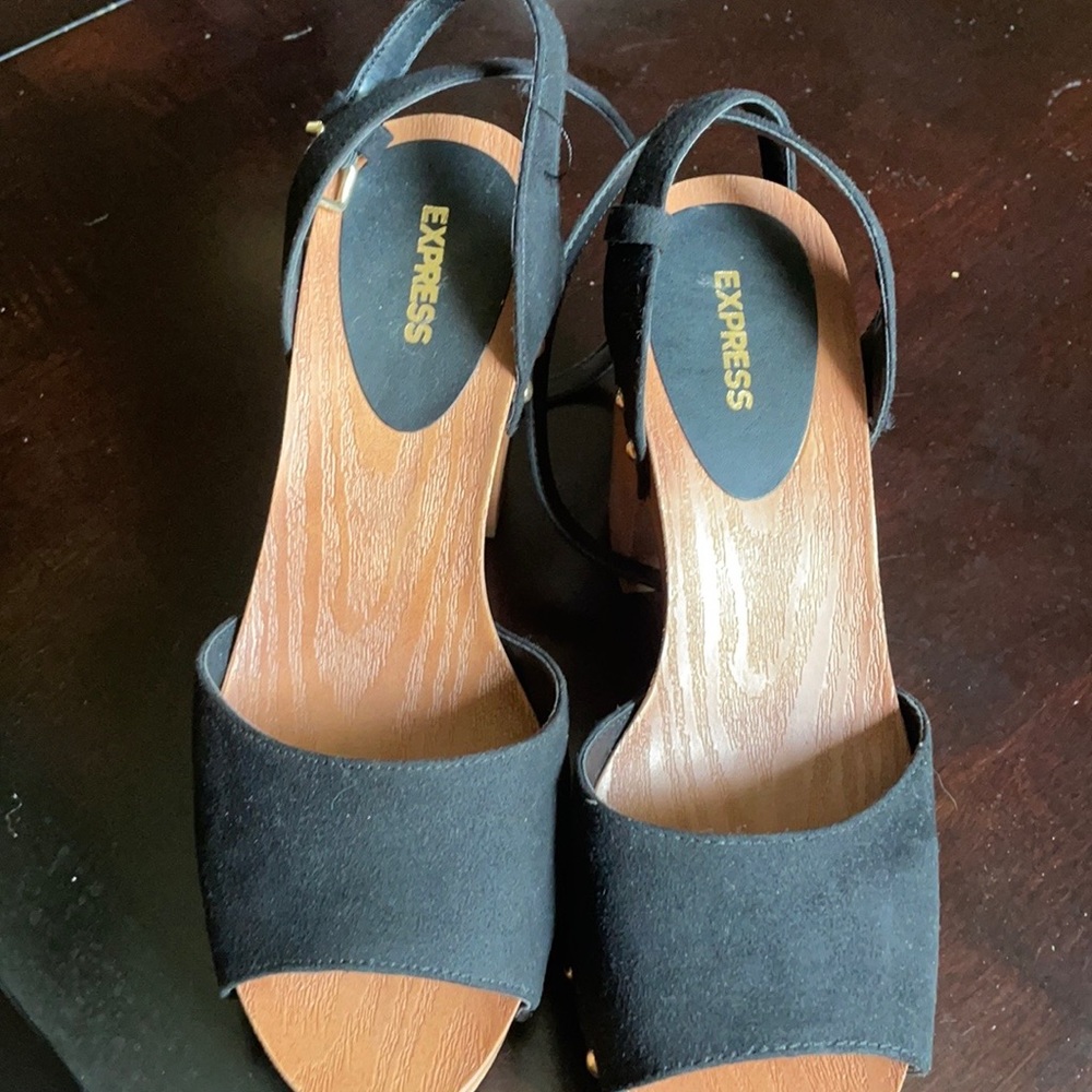 Never worn Express Sandals